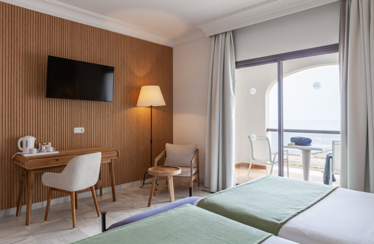 Standard Double Sea View (2)